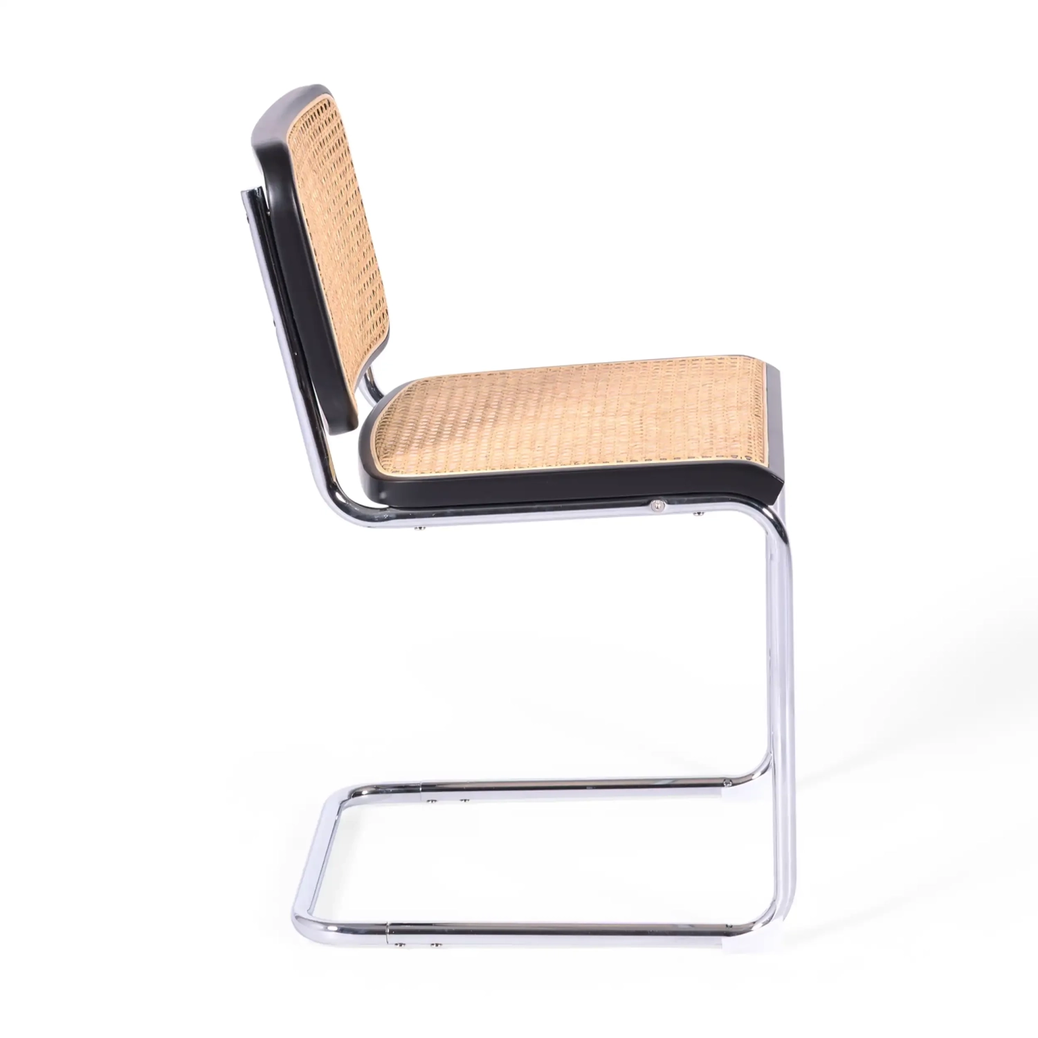 Krzesło Cesca niedrogie krzesło wykonane ze stali, buku i rattanu 🪑 | Mueble Design
