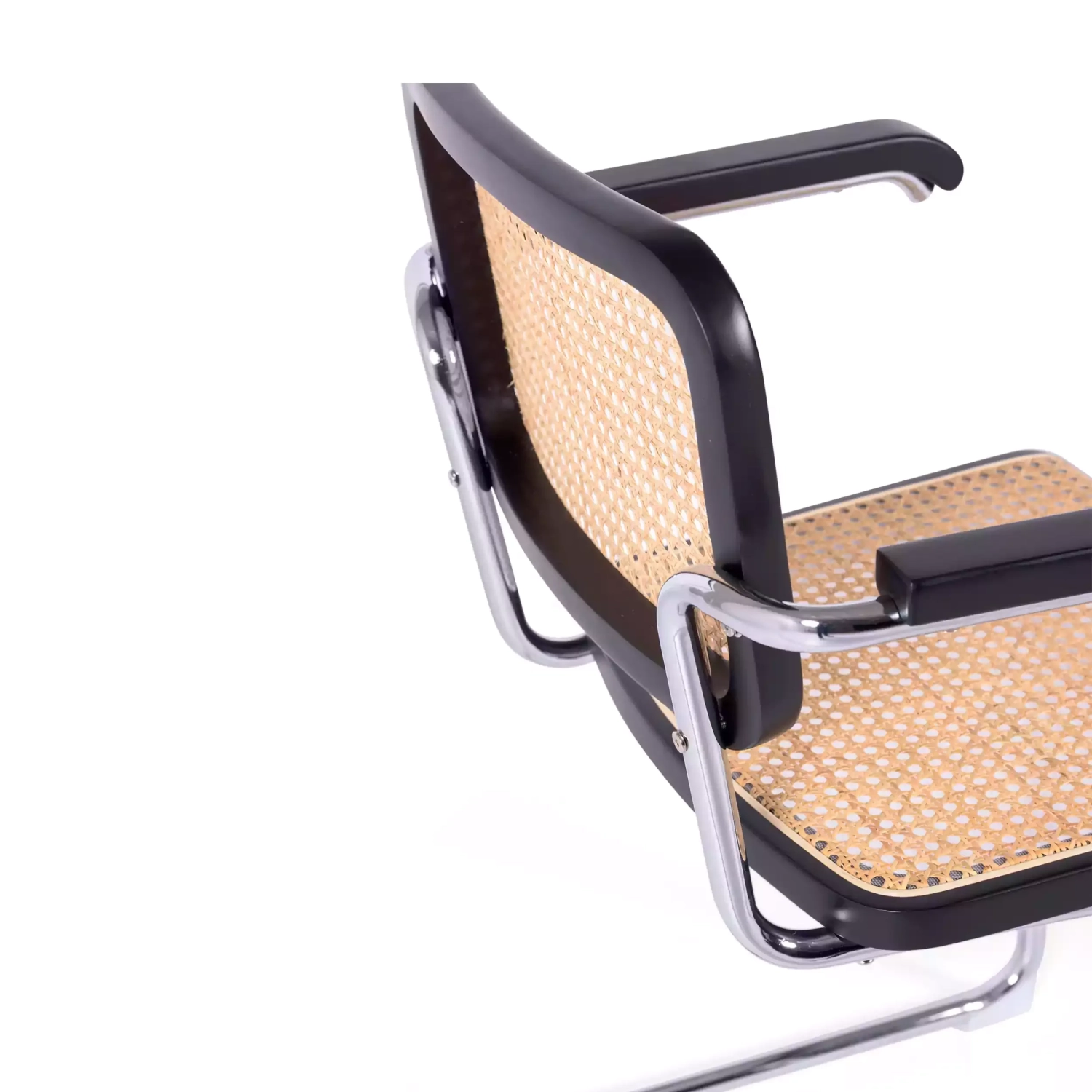 Silla Cesca con reposabrazos - Sillas de ratán - Mueble Design