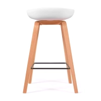 Holen Sie sich den Nordic-Hocker aus Buchenholz – Mueble Design