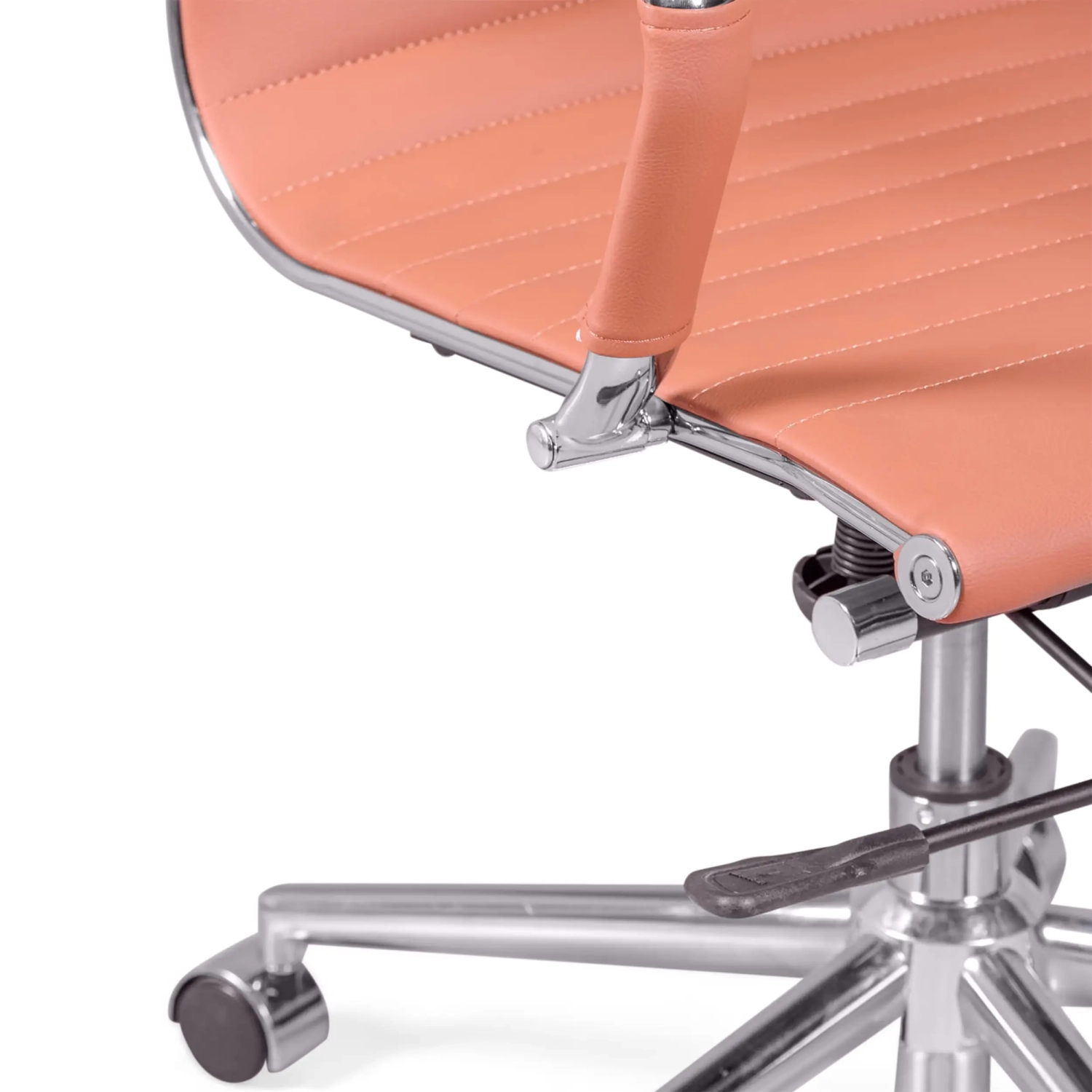 Toimistotuoli korkealla selkänojalla | Ergonomia ja moderni muotoilu keinonahkaa