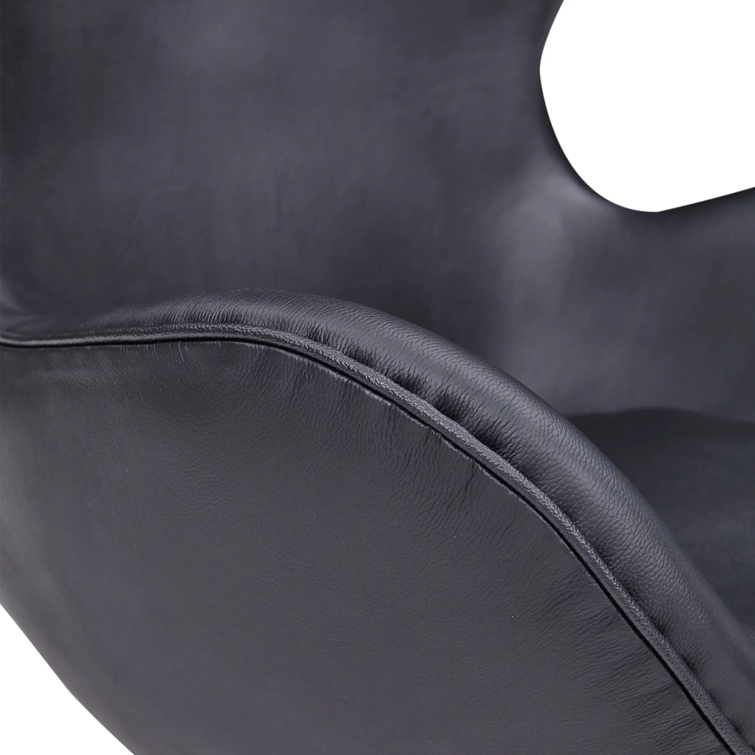Inspiration från äggstolen - Premium modern fåtölj - designmöbler