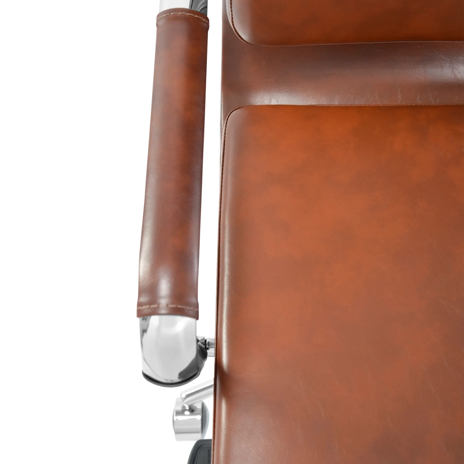 Cadeira de escritório em pele italiana com encosto alto e design elegante