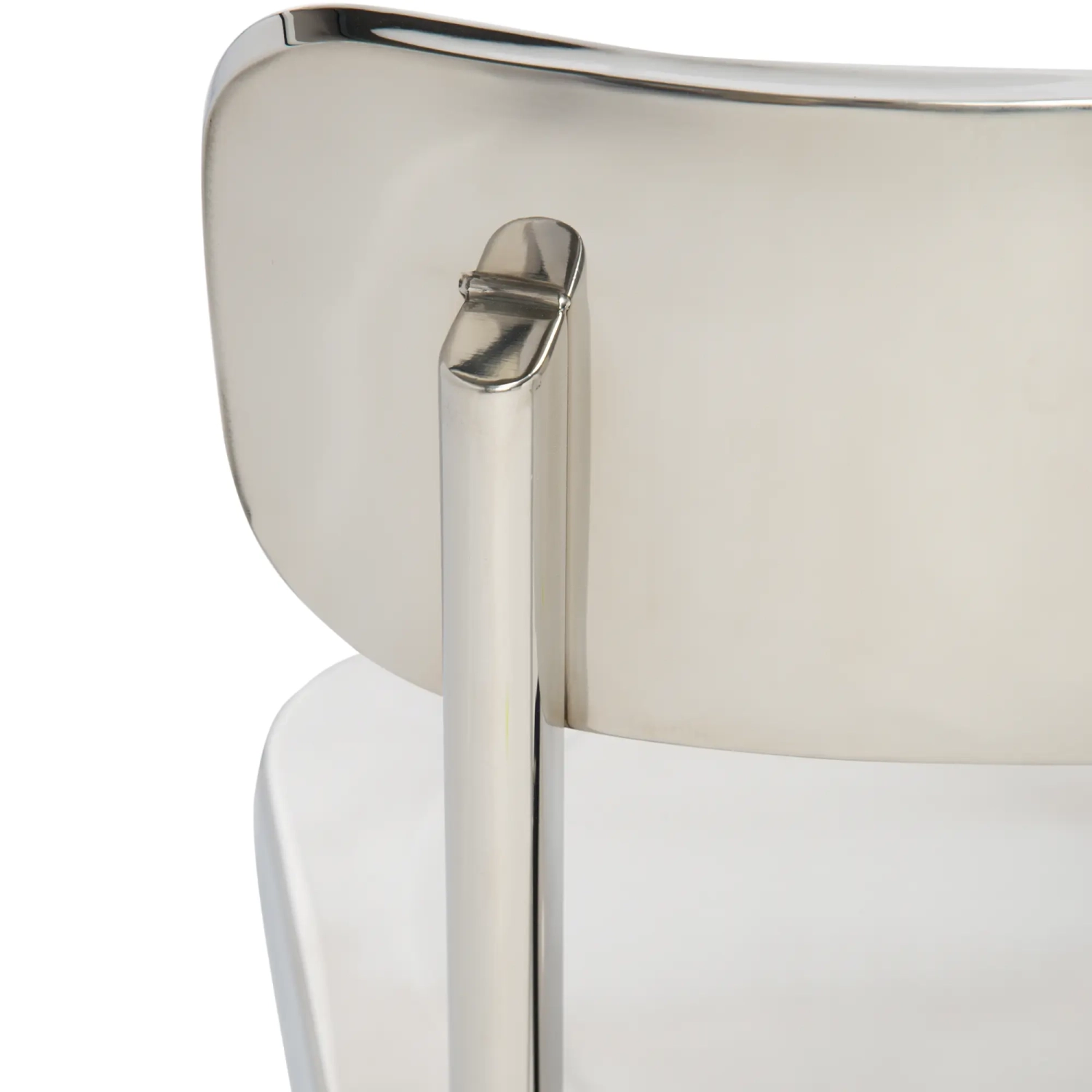 Cadeira Delawere em aço inoxidável: design industrial elegante