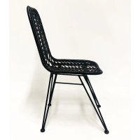 Chaise Le Midi en rotin parfaite pour l'extérieur