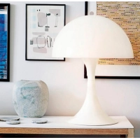Replica van de Phantella designlamp van Verner Panton